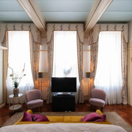 Bed & Breakfast Oude Postkantoor *