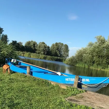 Bed & Breakfast Oude Postkantoor De Rijp