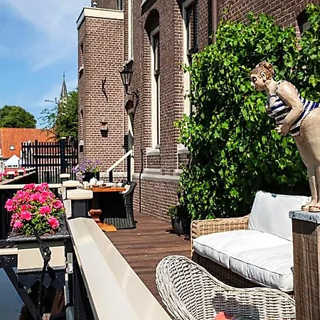 Frühstückspension Oude Postkantoor 4*