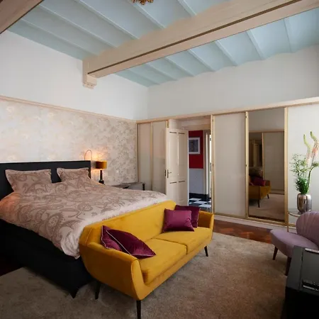 Oude Postkantoor Bed and breakfast