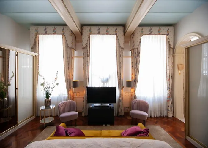 Bed and breakfast Oude Postkantoor 4*